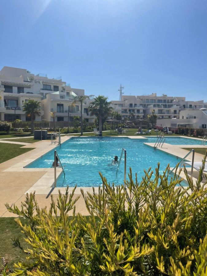 2-Bedroom-Apartment With A Terrace, Pool, Gym Málaga Exterior foto